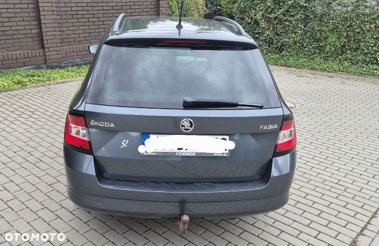 Skoda Fabia - 6