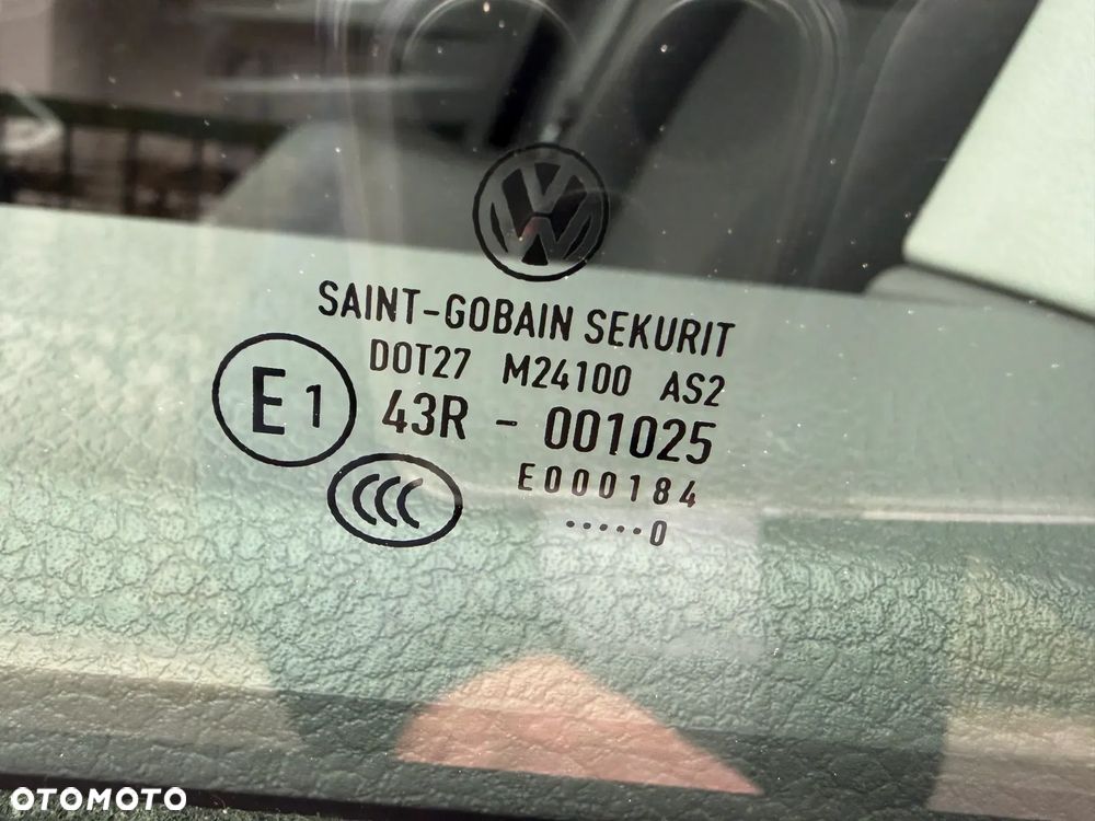 Volkswagen Transporter - 30