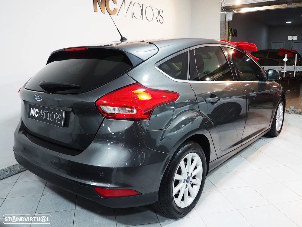 Ford Focus 1.5 TDCi Titanium - 8