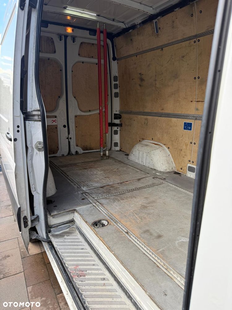 Volkswagen Crafter - 22