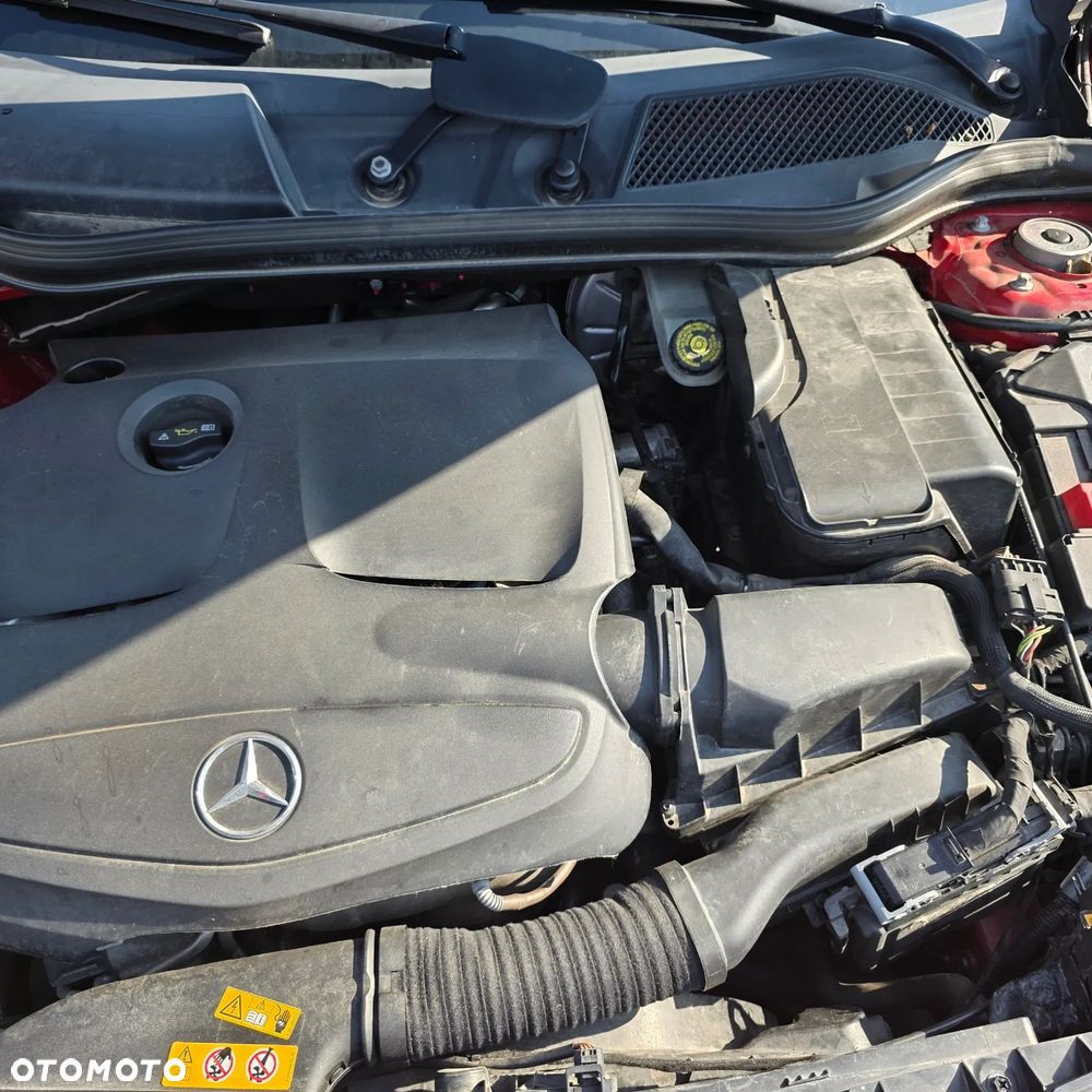 Mercedes-Benz CLA 250 4-Matic - 21