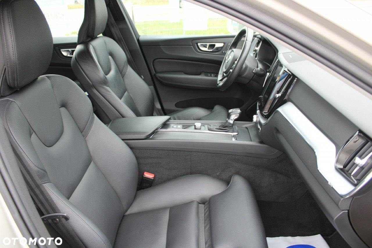 Volvo XC 60 - 11