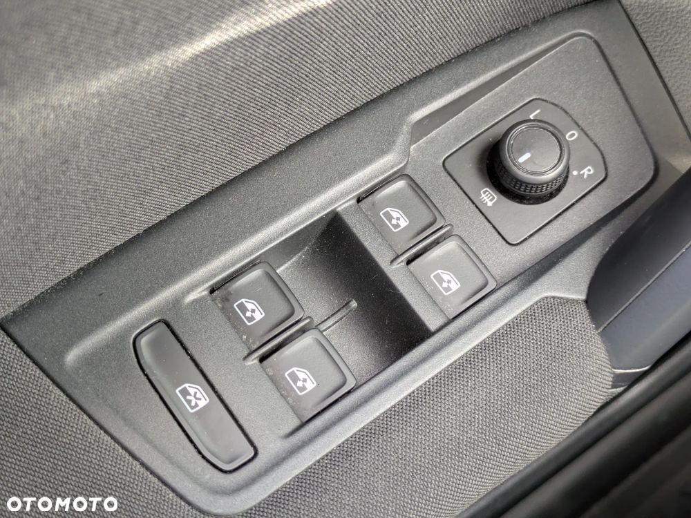Volkswagen Tiguan 1.5 TSI EVO Trendline - 12