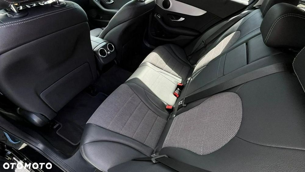 Mercedes-Benz Klasa C - 17