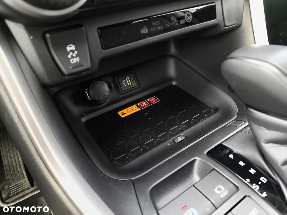 Toyota RAV4 - 18