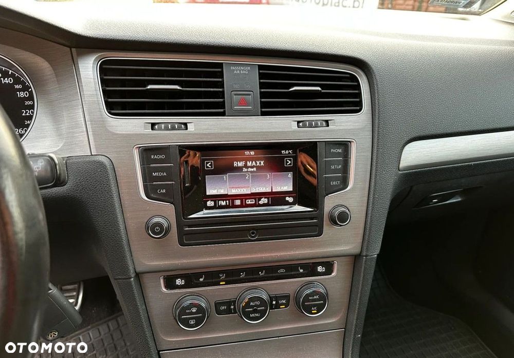 Volkswagen Golf - 13