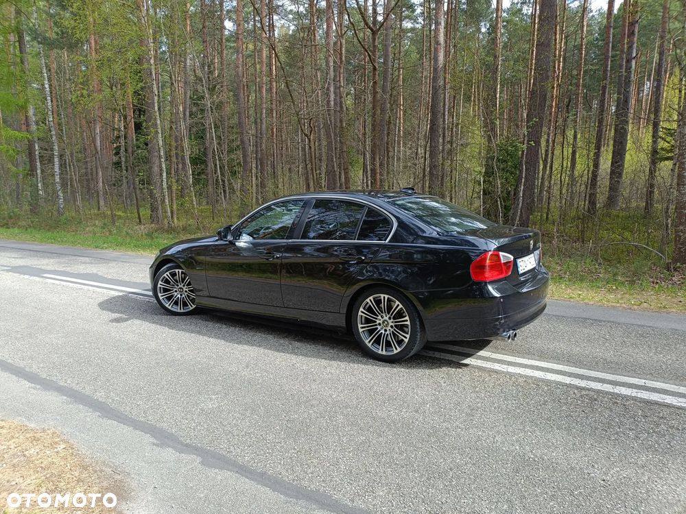 BMW Seria 3 - 34