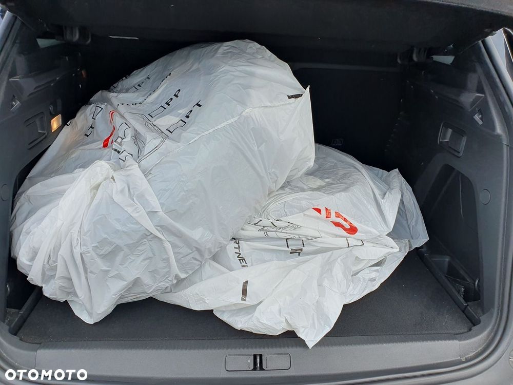 Peugeot 3008 1.2 PureTech GT S&S EAT8 - 10