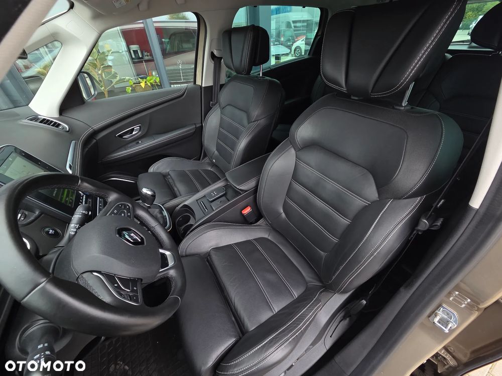 Renault Grand Scenic ENERGY TCe 130 BOSE EDITION - 26