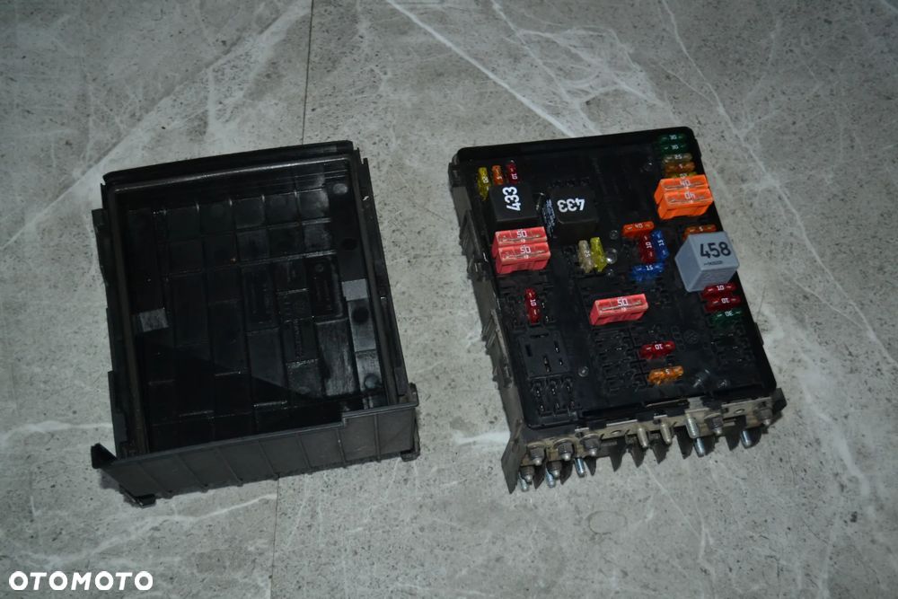 VW AUDI SEAT SKODA SKRZYNKA BEZPIECZNIKÓW 1K0937124K - 1