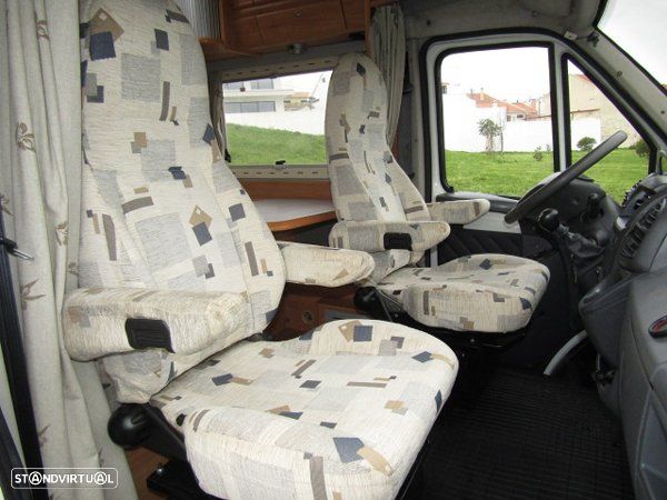 Adria Adriatik Coral 650 SP Cama Francesa - 22