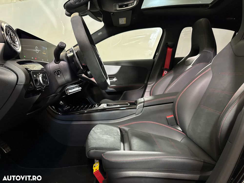 Mercedes-Benz A 45 AMG - 28
