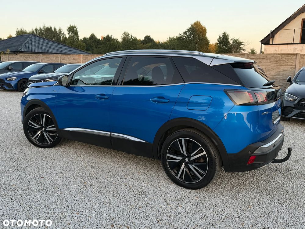 Peugeot 3008 1.6 PureTech HYbrid GT Line S&S EAT8 - 9