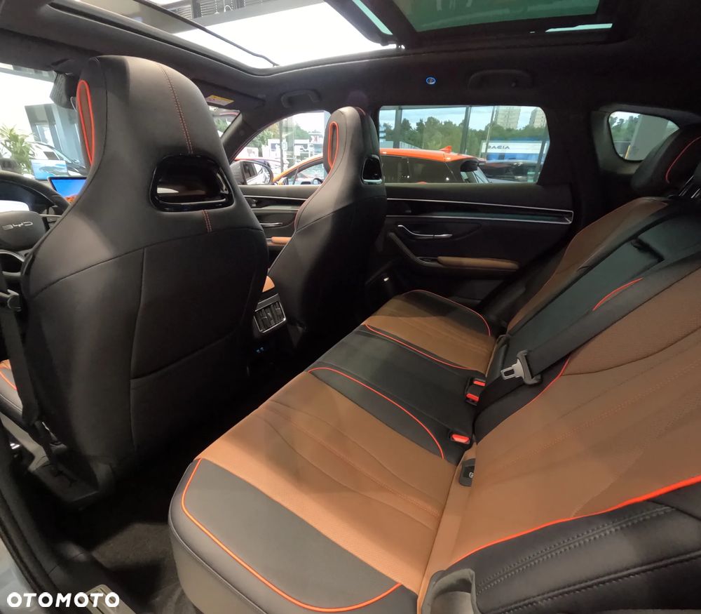 BYD Seal U 1.5T Design AWD - 14