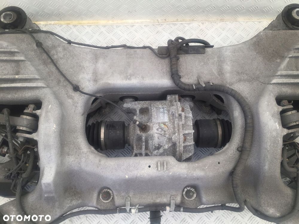 RANGE ROVER VOGUE L405 ZAWIESZENIE BELKA MOST TYŁ - 11