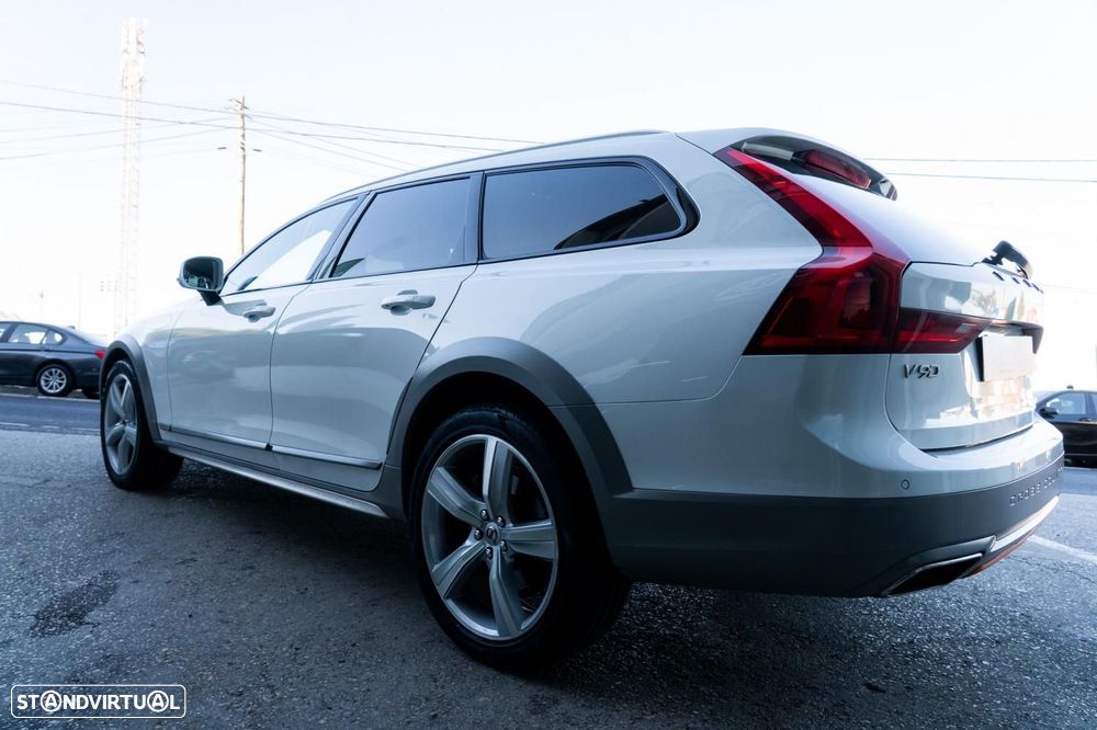 Volvo V90 Cross Country 2.0 D5 Volvo Ocean Race AWD Geartronic - 2