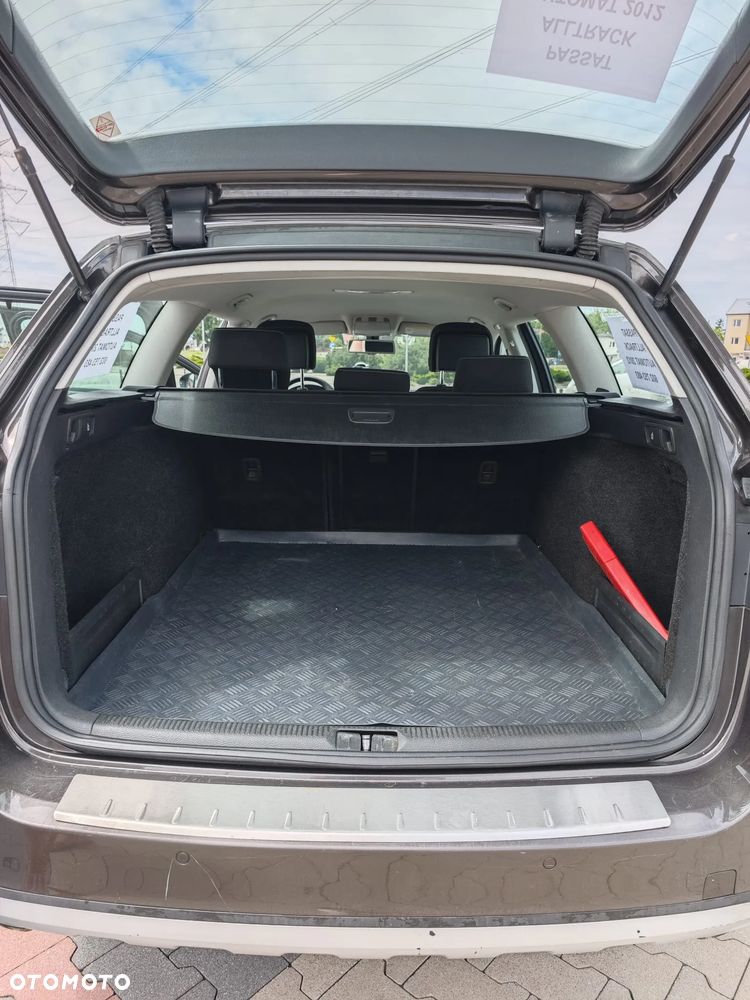 Volkswagen Passat 2.0 TDI Comfortline DSG - 17