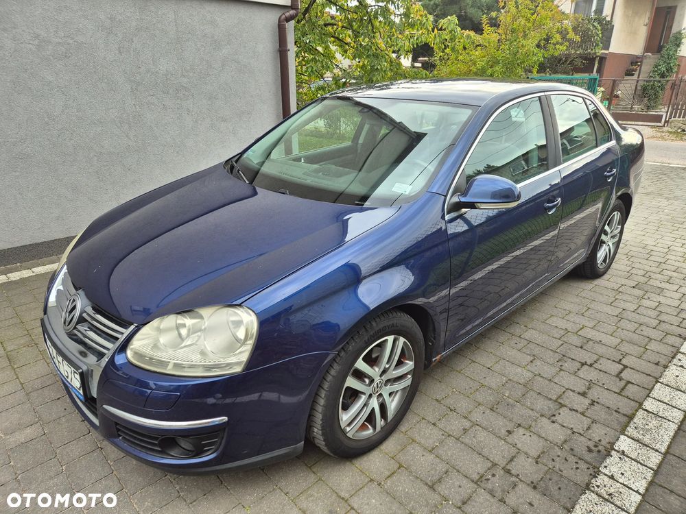 Volkswagen Jetta - 18