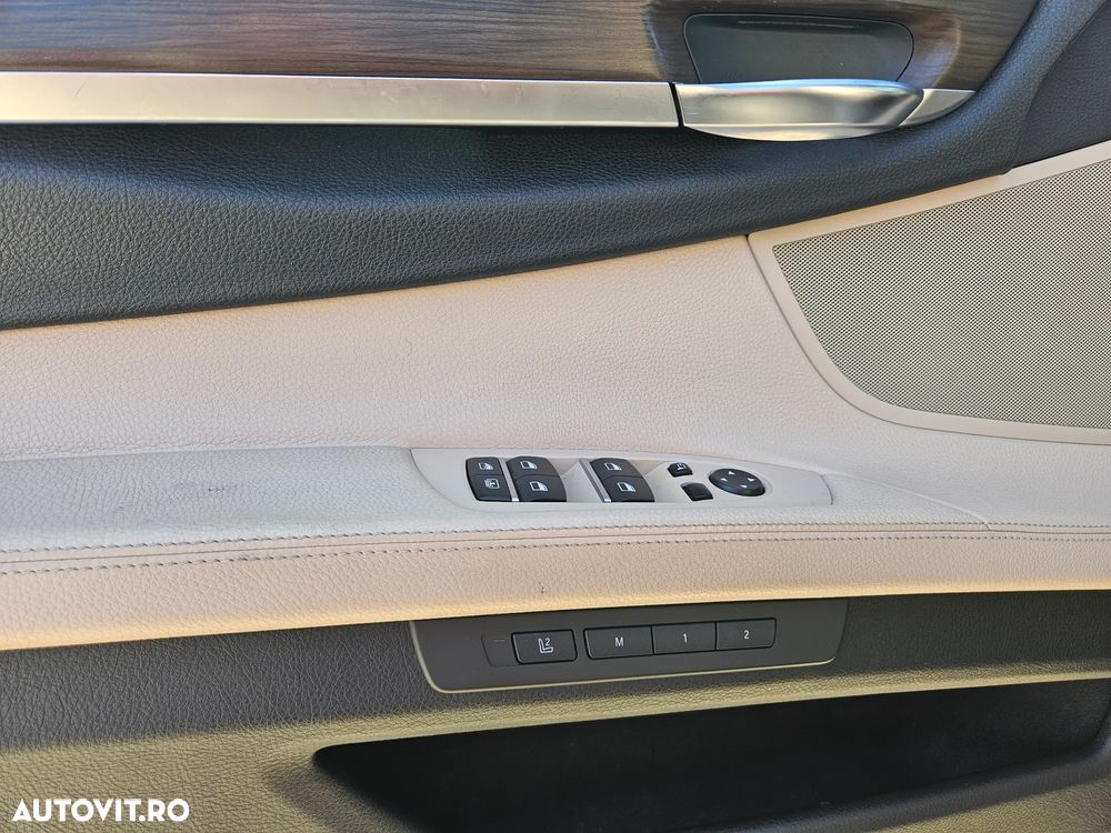 BMW Seria 7 740d xDrive Aut. - 9