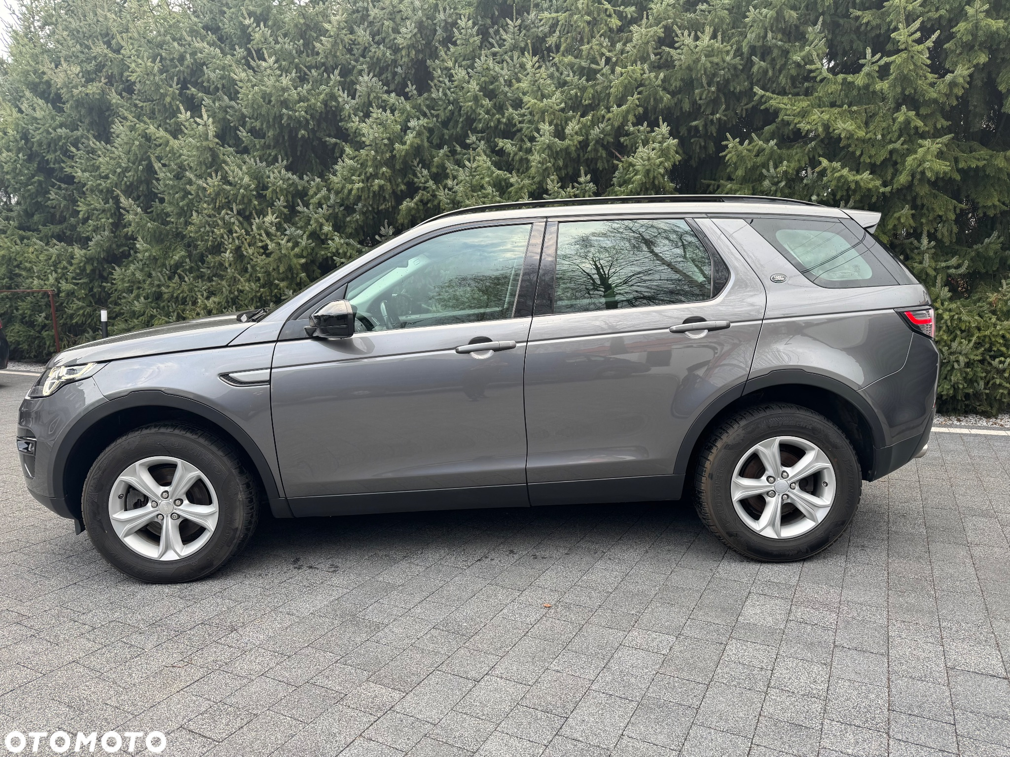 Land Rover Discovery Sport 2.0 eD4 HSE - 5