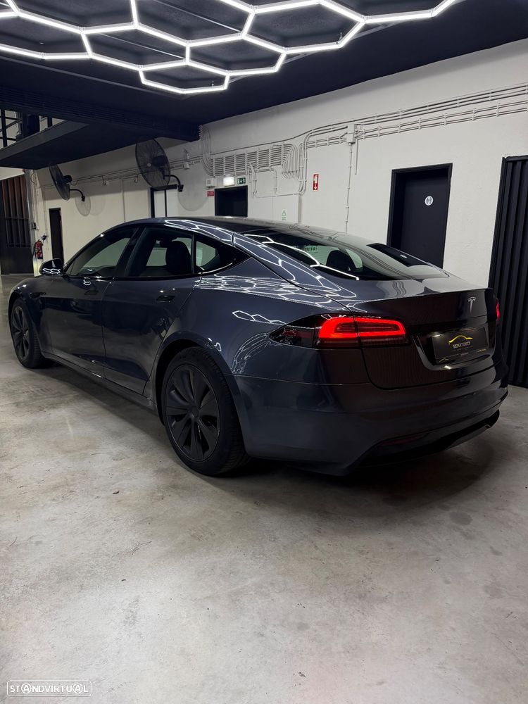 Tesla Model S 2023 photo 4