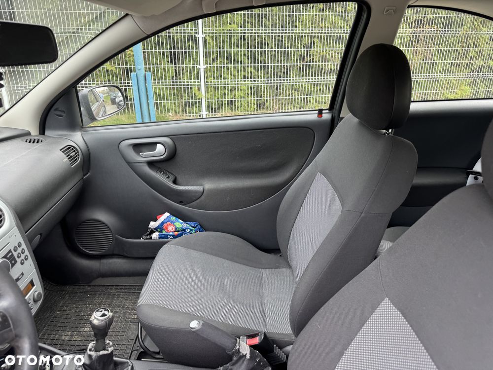 Opel Corsa - 9