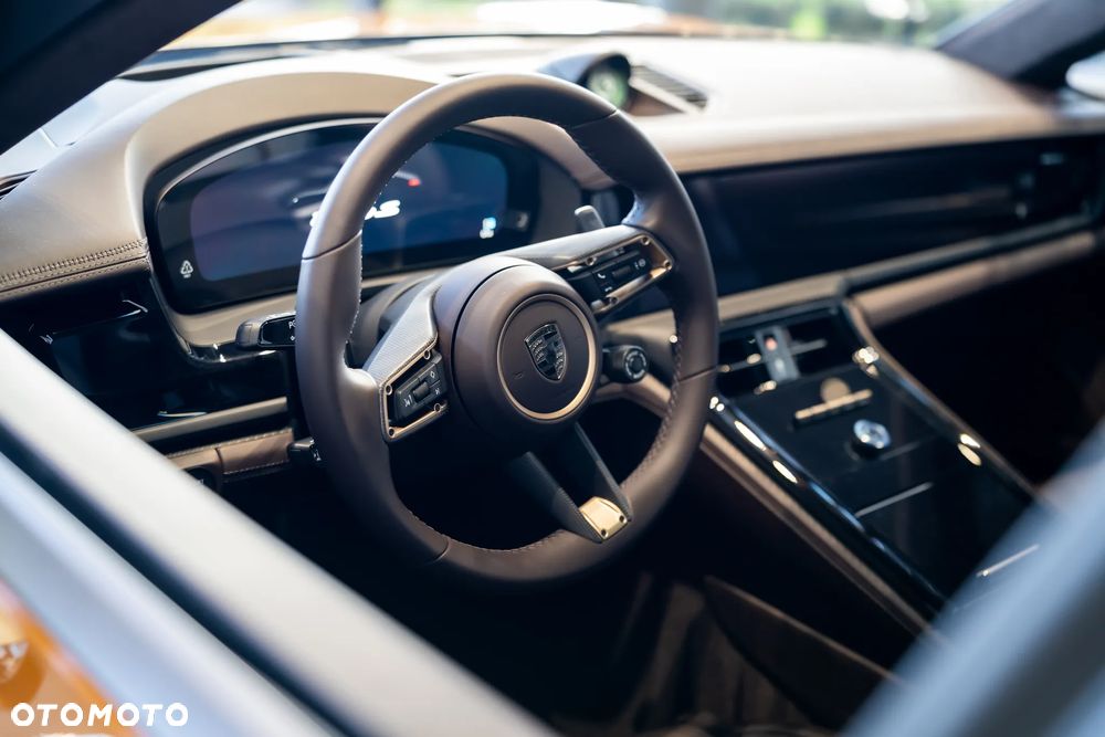 Porsche Panamera Turbo S E-Hybrid PHEV - 13