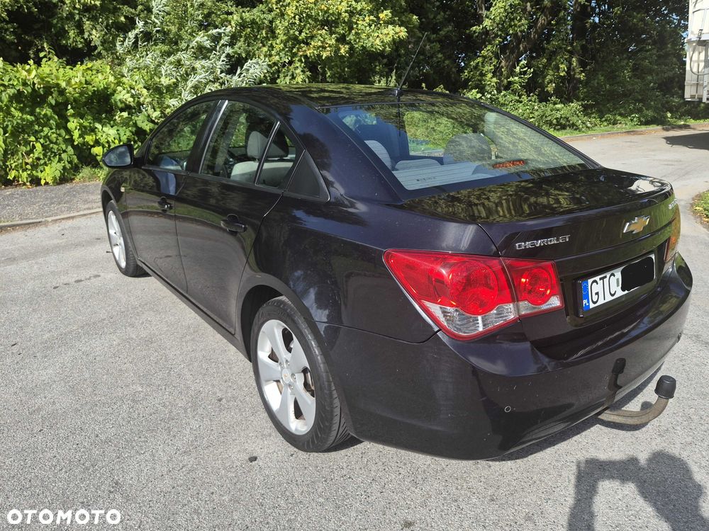 Chevrolet Cruze 2010 photo 4