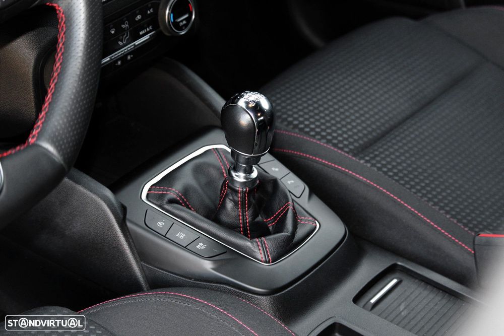 Ford Focus 1.0 EcoBoost ST-Line - 18