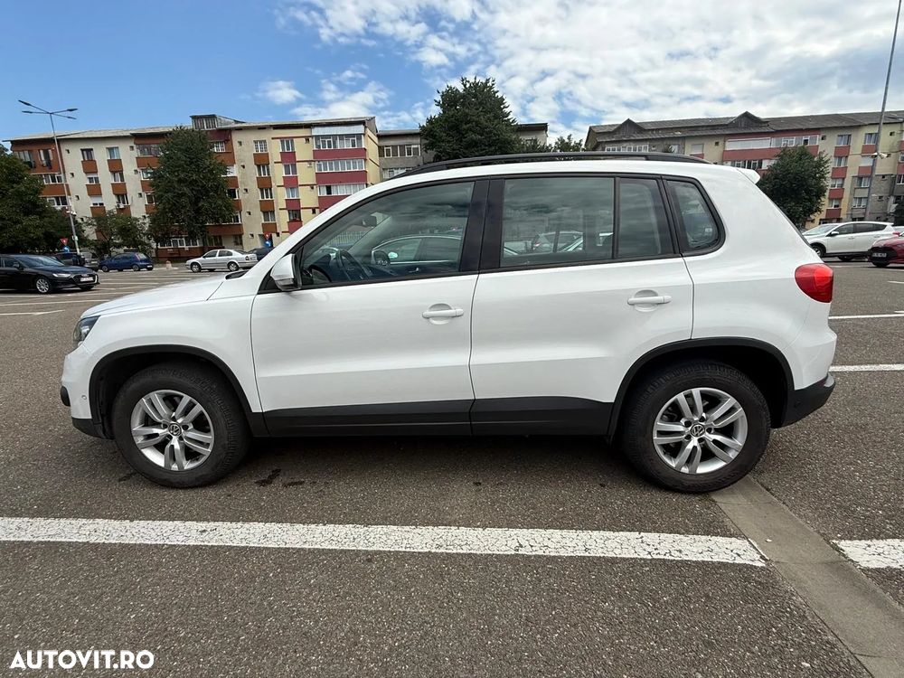 Volkswagen Tiguan - 2