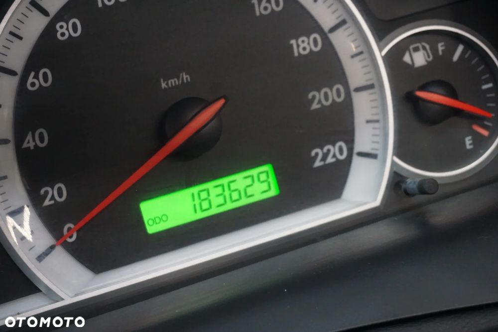 Chevrolet Captiva 2.4 2WD 5 Sitzer LS - 32