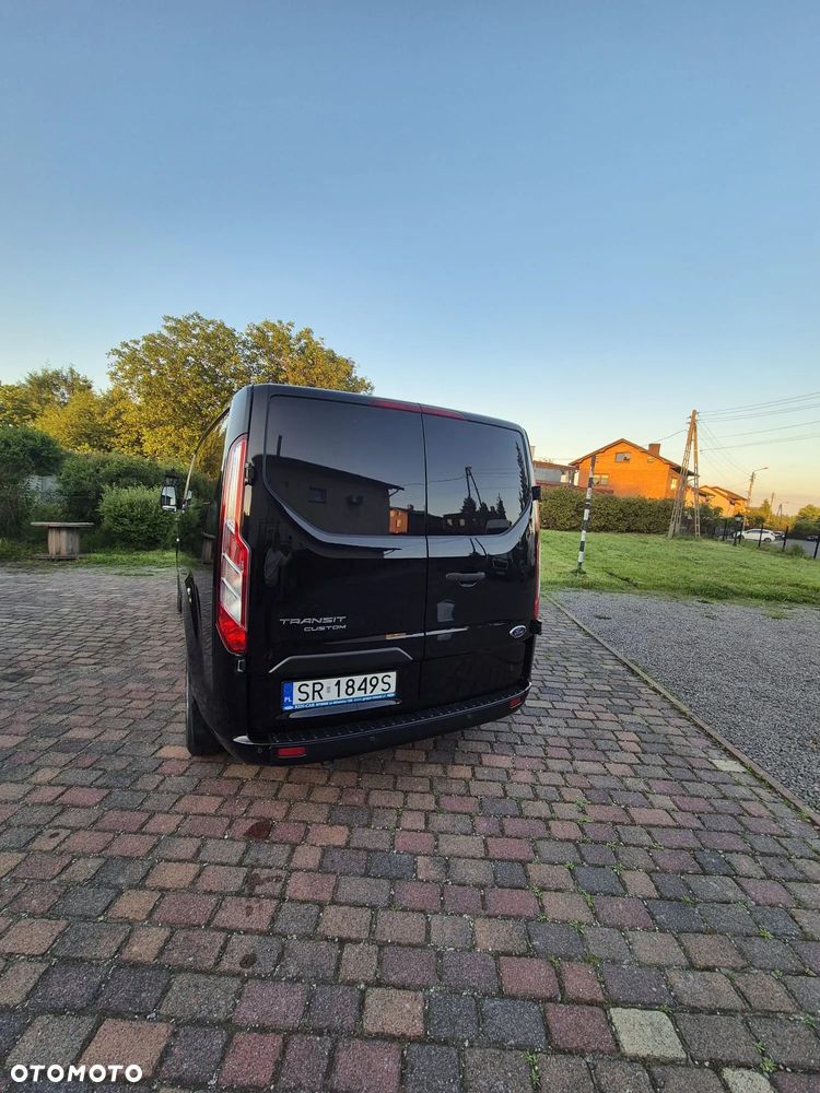 Ford TRANSIT CUSTOM - 16