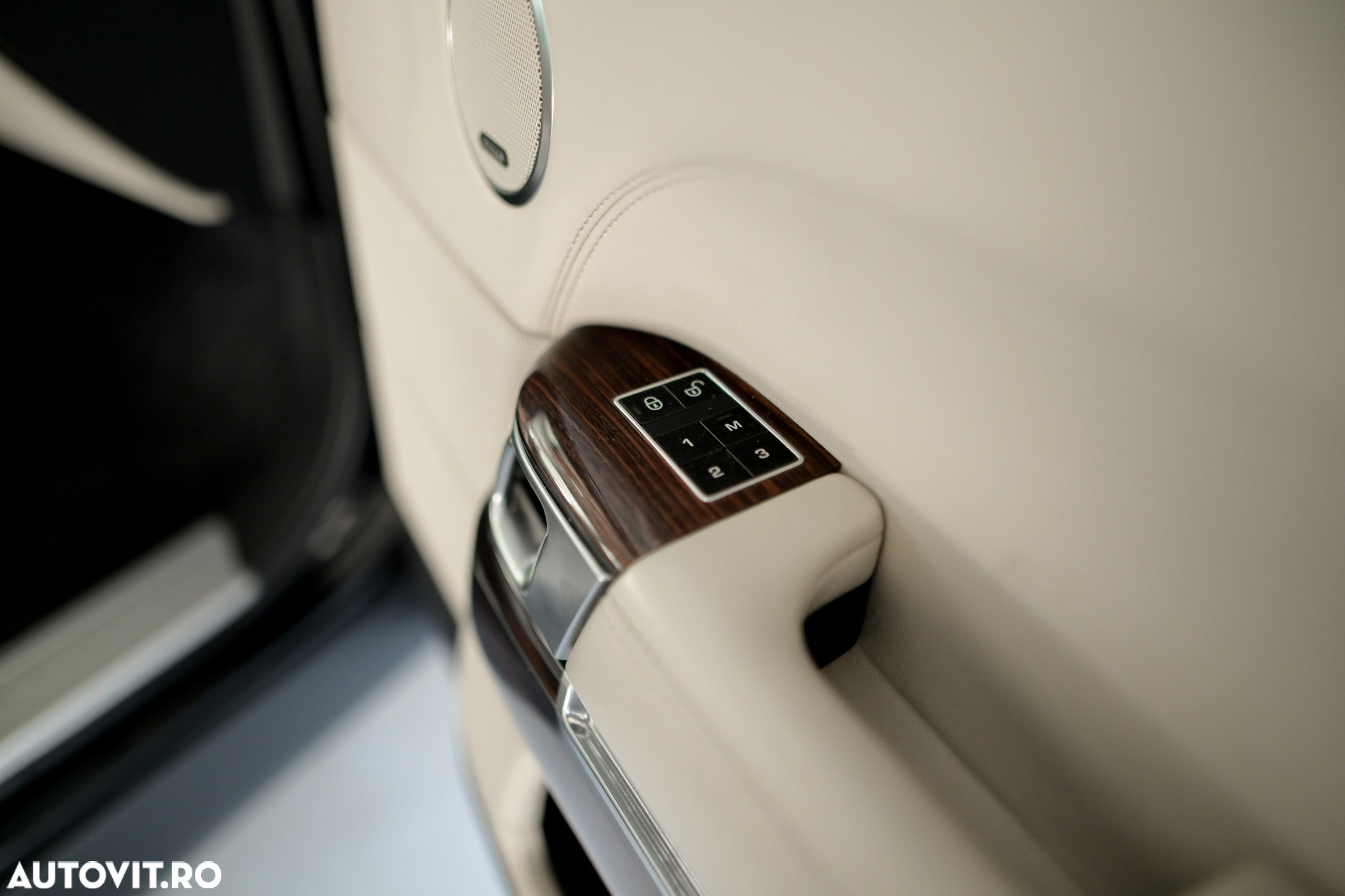Land Rover Range Rover Vogue - 22