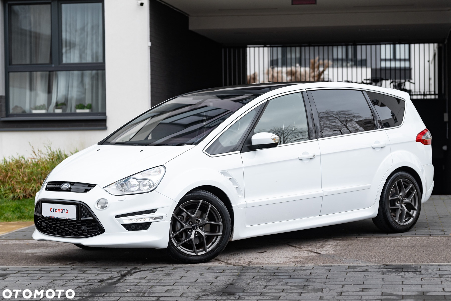 Ford S-Max 2.0 EcoBoost Titanium - 6