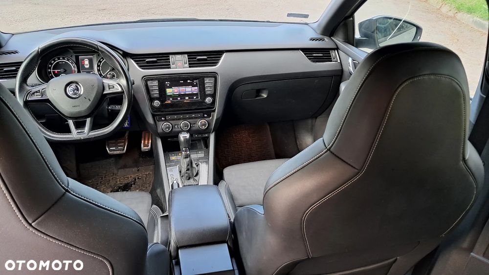 Skoda Octavia 2.0 TDI RS DSG - 5