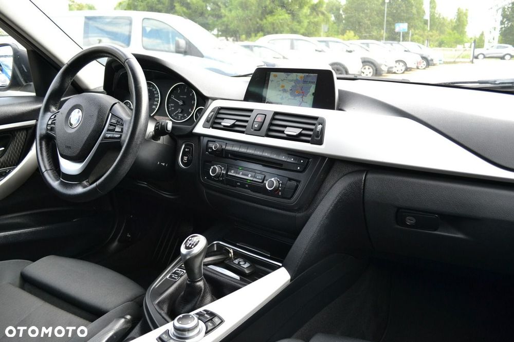 BMW Seria 3 - 13