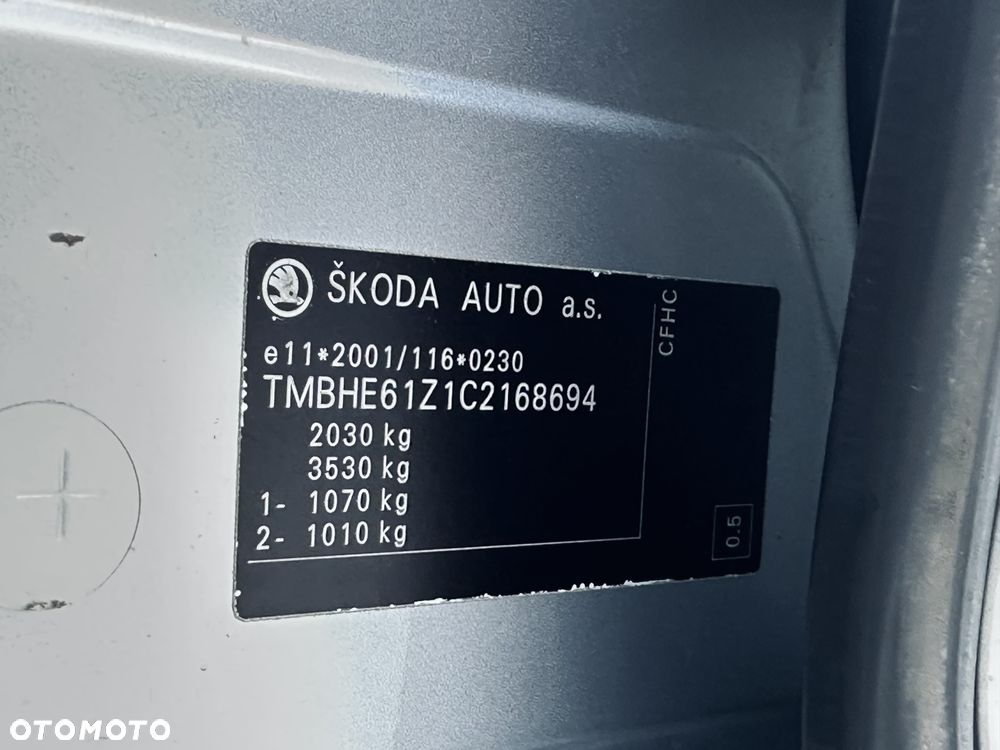 Skoda Octavia 2.0 TDI DPF DSG Elegance - 28