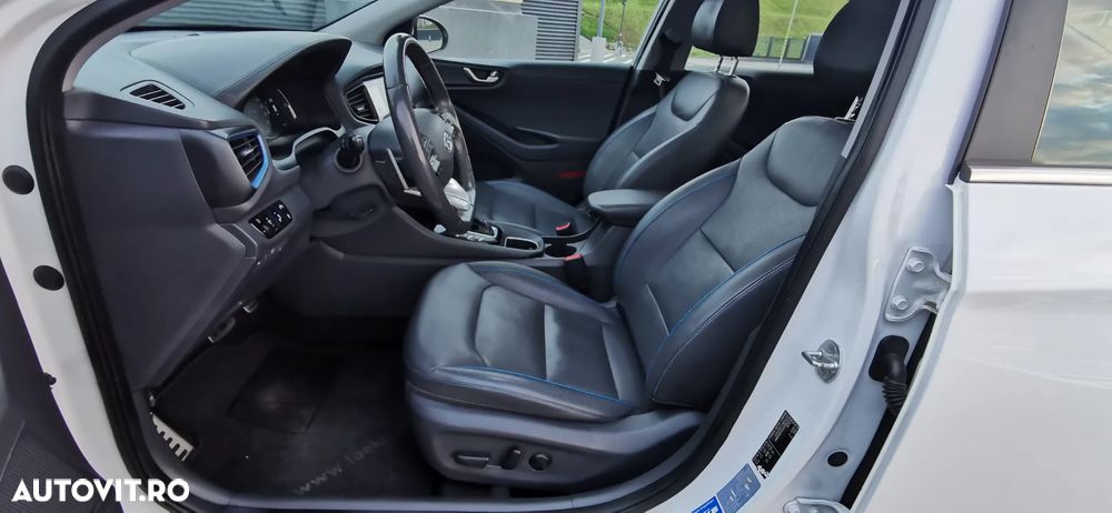 Hyundai IONIQ 1.6 GDI Premium - 10