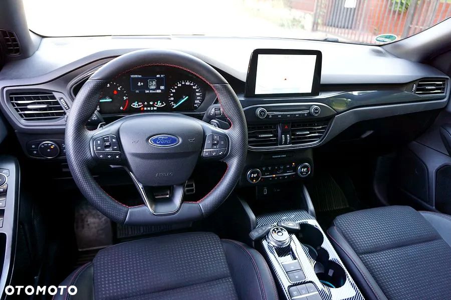 Ford Focus 2.0 EcoBlue ST-Line X - 24