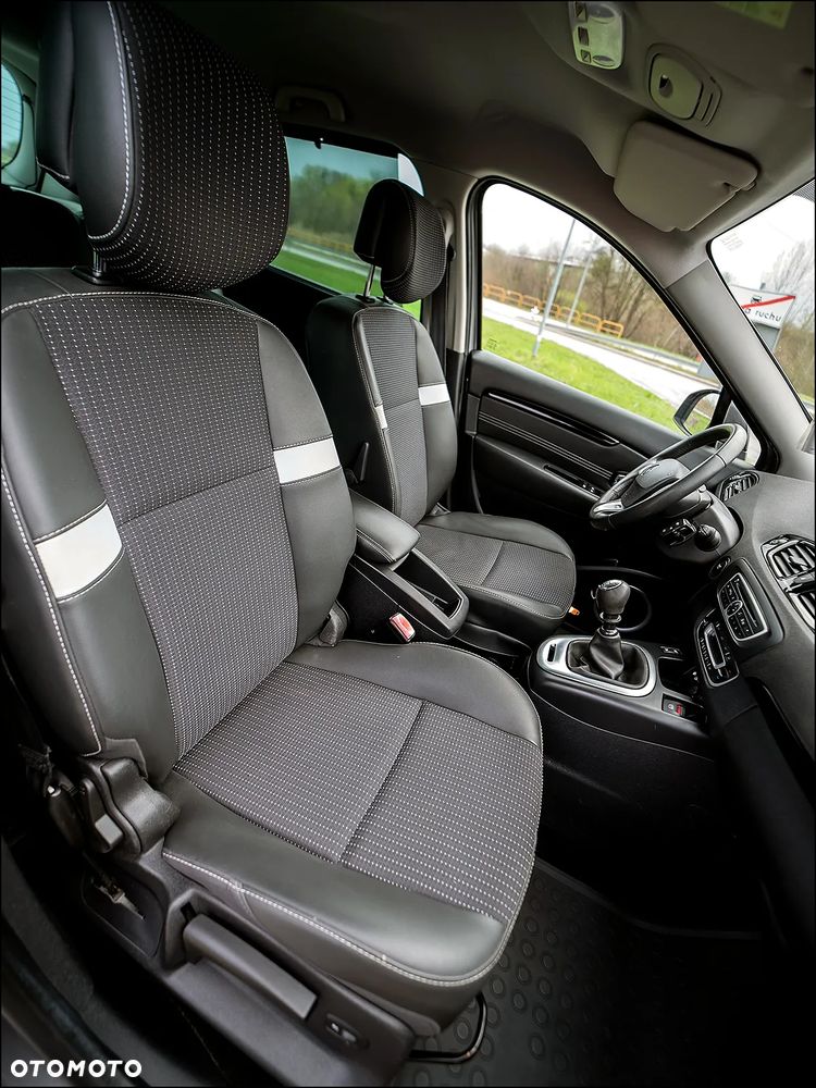 Renault Scenic - 35