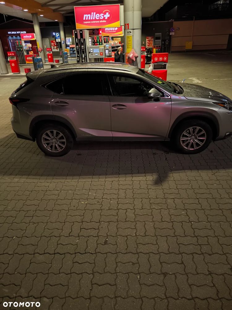 Lexus NX 300h Elite AWD - 6
