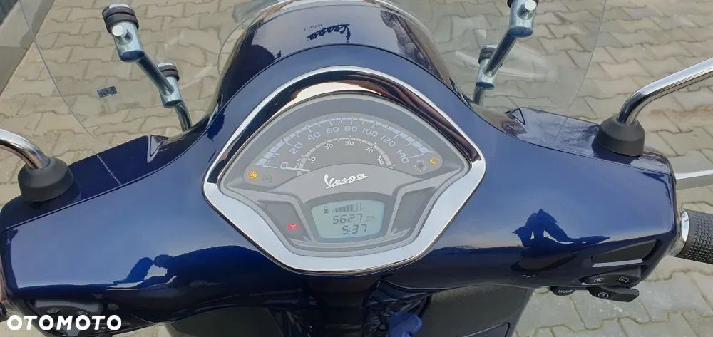 Piaggio Vespa - 4