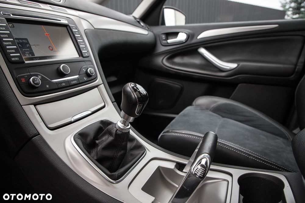 Ford S-Max - 20