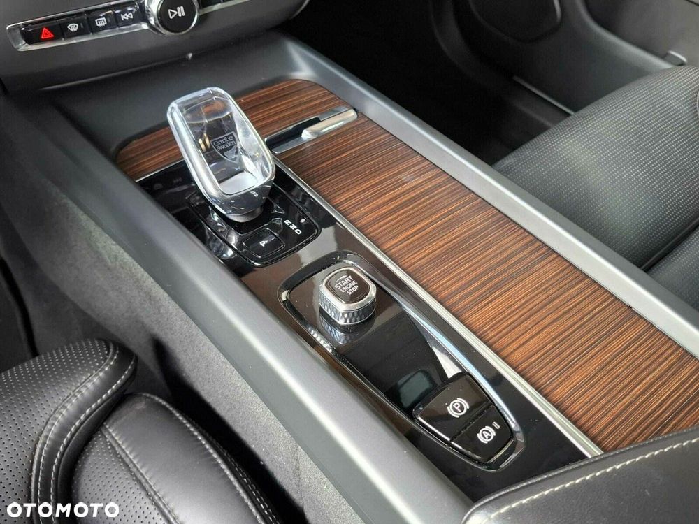 Volvo XC 60 - 28