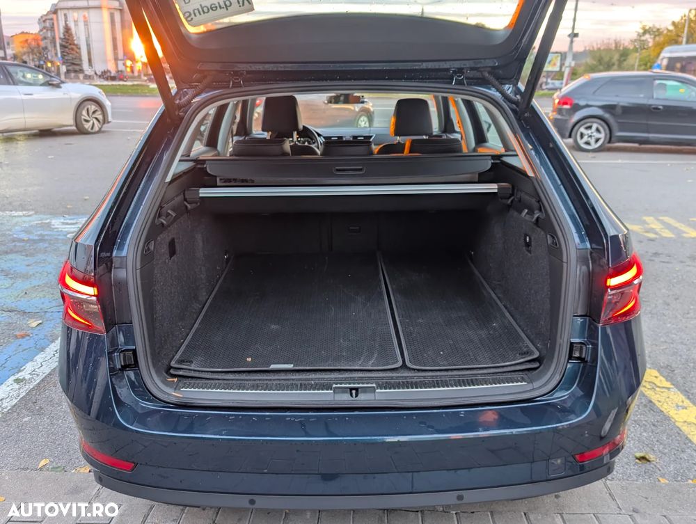 Skoda Superb Combi 1.4 TSI iV DSG Style - 11
