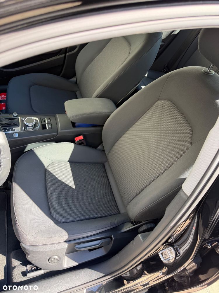 Audi A3 Limousine 35 TFSI Sport S tronic - 18