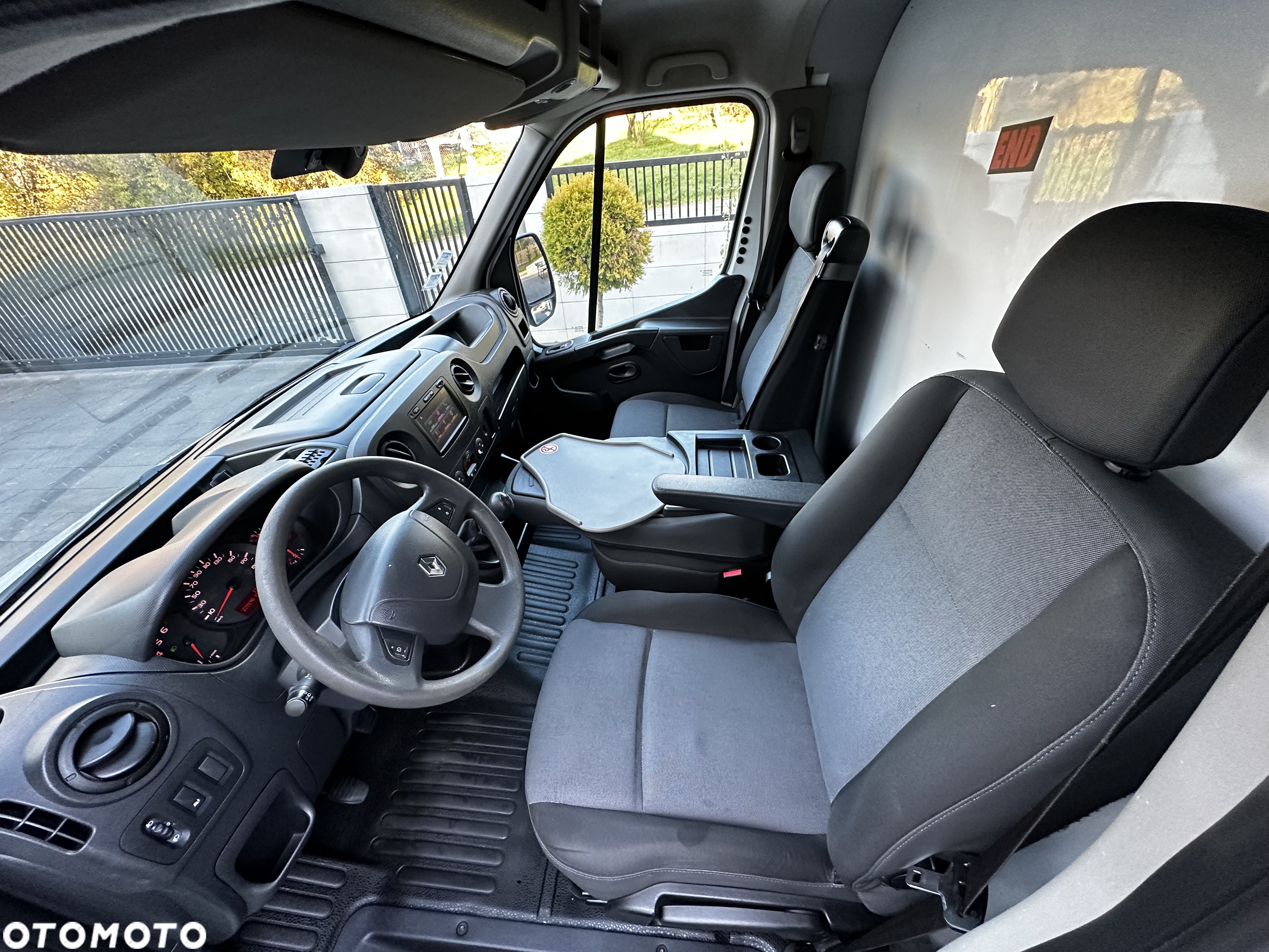 Renault MASTER 2.3 145KM E6 winda 500kg NAVI bluetooth cena F-VAT 23% - 7