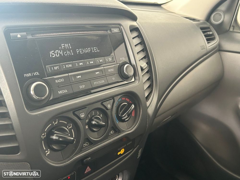Mitsubishi L200 2.4 DI-D Club Invite 4WD - 17