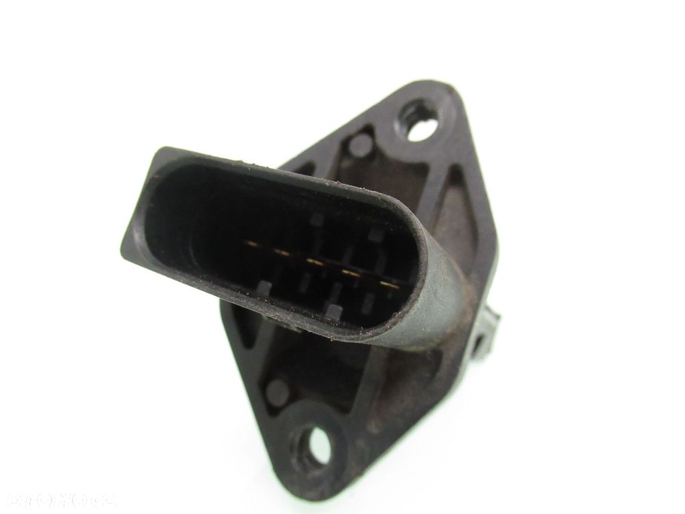 PRZEPŁYWOMIERZ AUDI Q7 4.2 FSI F00C2G2047 - 2