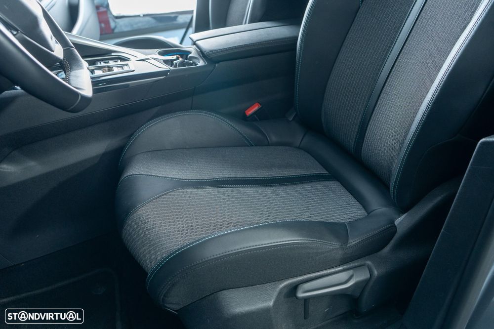 Peugeot 3008 1.6 Hybrid Allure Pack e-EAT8 - 6